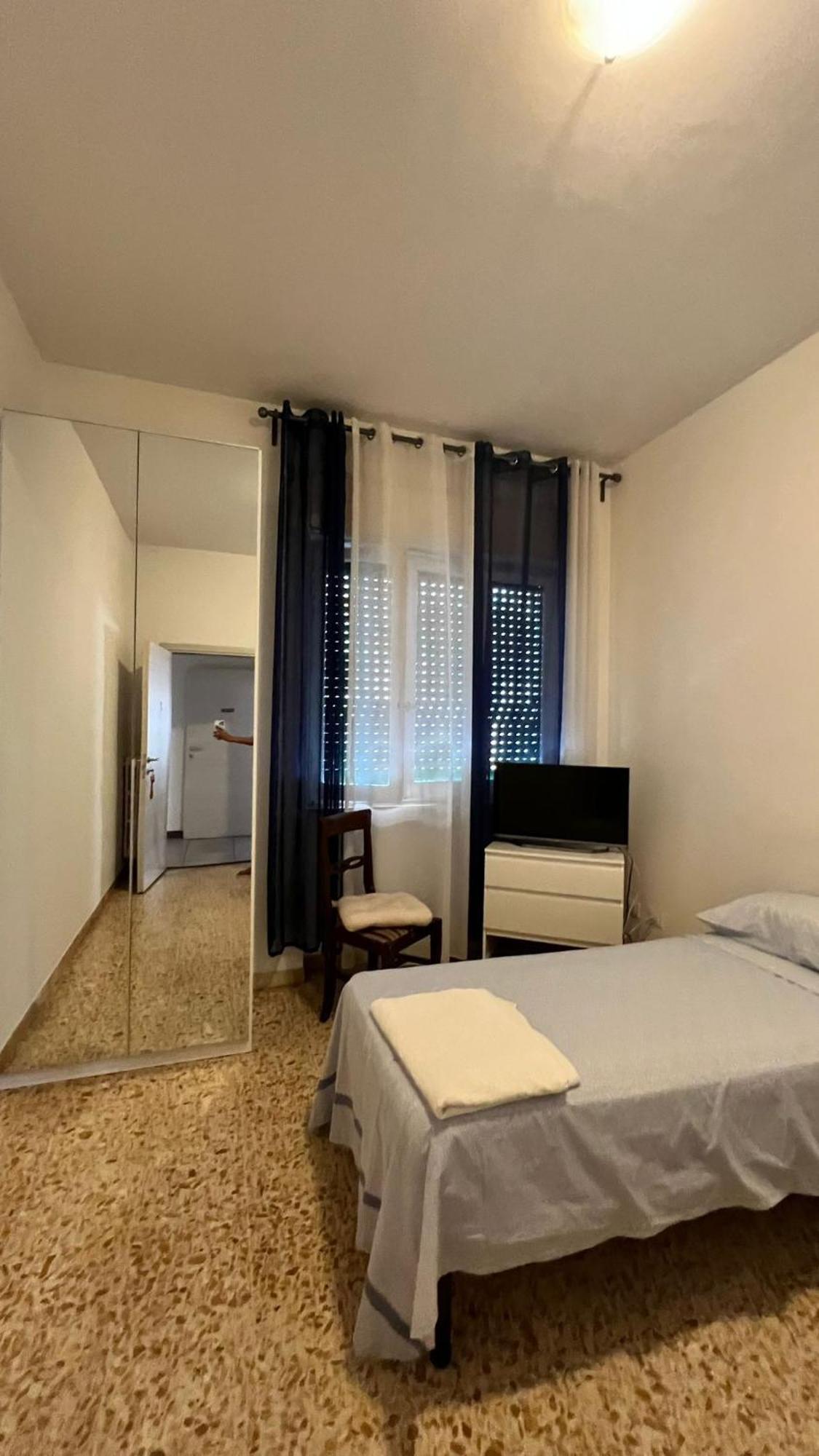 Jr-Escanio Ancona Dış mekan fotoğraf